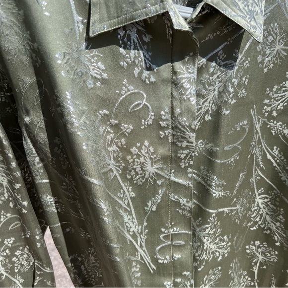 SILVER Lamé SILK OLIVE GREEN BUTTON DOWN OVERSIZED WHIMSIGOTH BLOUSE SMALL NEW - Picture 9 of 11